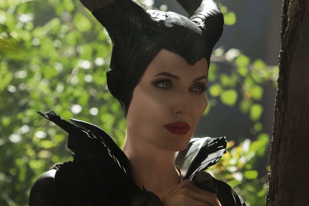 Angelina-Jolie-as-Maleficent