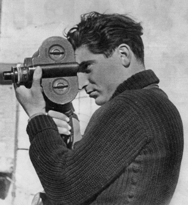 Robert Capa in Picture Post, featuring his Spanish civil war photo-journalism, December 1938