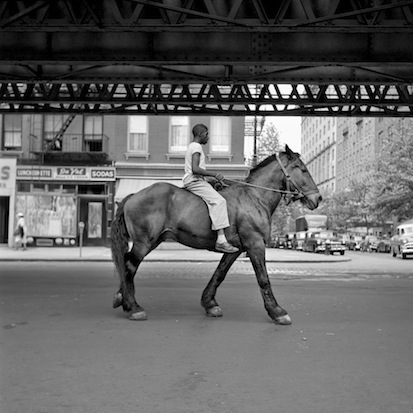 FVM_African-American Man on Horse NYC_©Vivian Maier_Maloof Collection_online