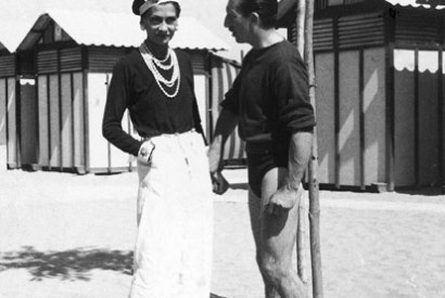 Coco Chanel, one of the ‘rackety celebrities’ of the 1920s, with Duke Laurino of Rome on the Lido