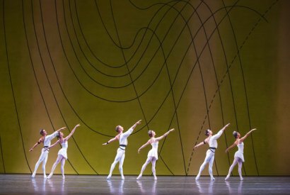 All was beauteous with the Royal Ballet’s ‘Symphonic Variations’ on the first night