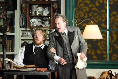 Starry night: Iain Patterson as Sachs and Andrew Shore as Beckmesser in a triumphant ‘Mastersingers of Nuremberg’