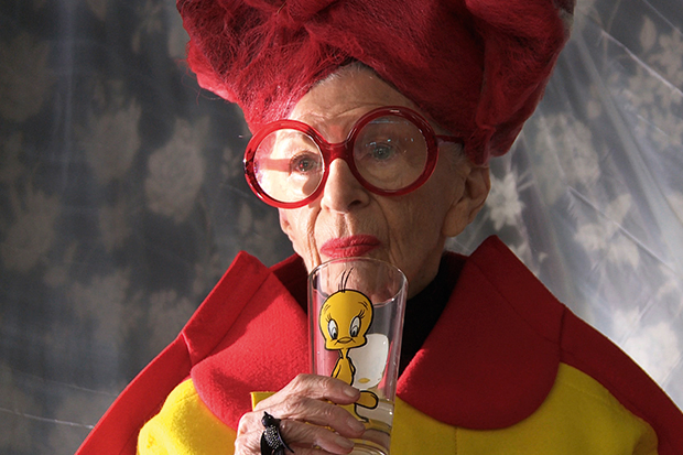 You can’t keep your eyes off Iris