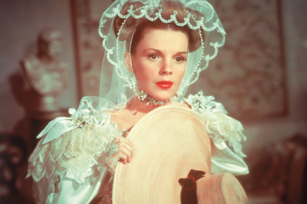 Judy Garland as Esther Smith in Meet Me in St Louis (1944)
