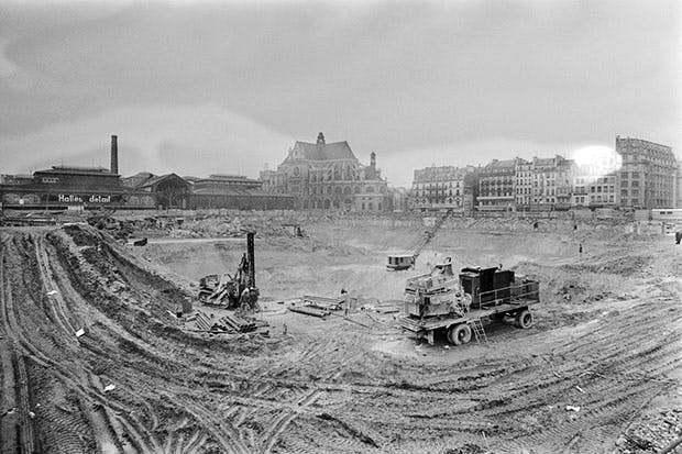 An act of doctrinaire official vandalism: the ‘hole’ during works in Les Halles district, 1975