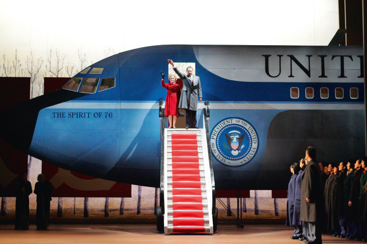 Pat and Richard Nixon in ENO’s 2006 production of John Adams’s Nixon in China