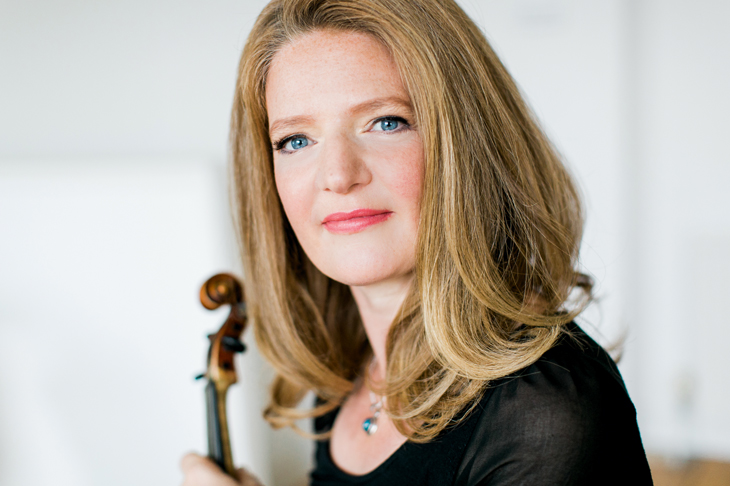 Rachel Podger - photo Theresa Pewal