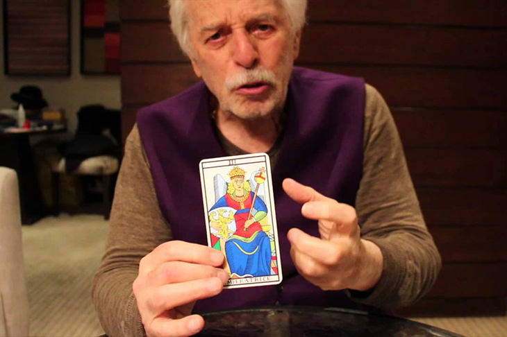 Chilean filmmaker Alejandro Jodorowsky explaining tarot on YouTube