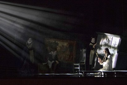 English Touring Opera's handsome production of Dido and Aeneas. Photo: Richard Hubert Smith