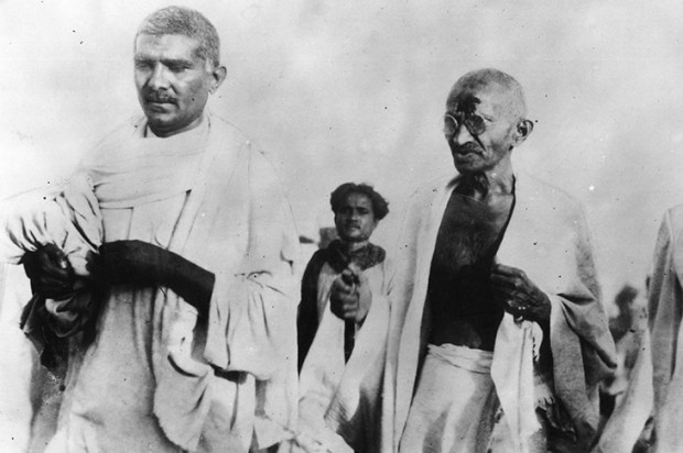 Gandhi strides forth on the Salt March in 1930, protesting against the government’s monopoly of salt production
