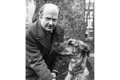 Auberon Waugh when standing for the Dog Lovers’ Party against Jeremy Thorpe in the 1979 general election. Credit: Getty Images