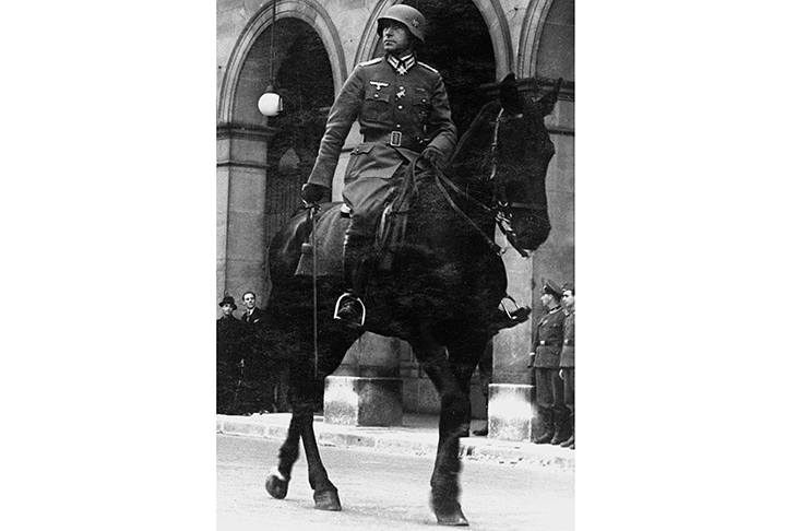 Ernst Jünger in Paris in 1941