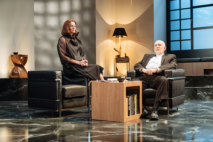 Doon Mackichan as Sondra and John Malkovich as Barney Fein in David Mamet’s Bitter Wheat