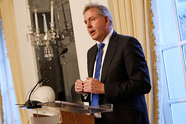 Kim Darroch speaks at the British Embassy in Washington to mark Donald Trump’s inaugura-tion (Getty)