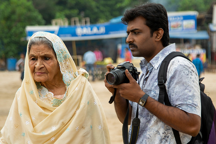 Grandma (Farrukh Jaffar) and grandson (Nawazuddin Siddiqui) in Photograph by Ritesh Batra