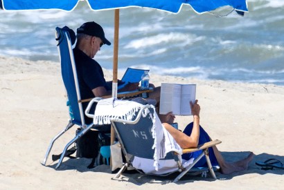 Joe and Jill Biden on Rehoboth Beach (Getty)