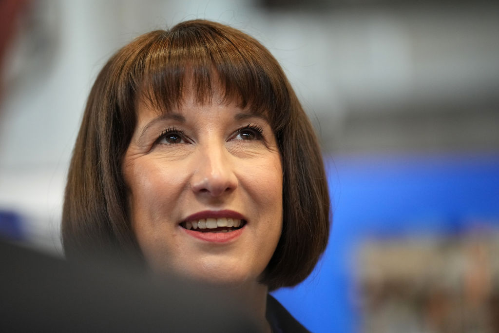 Watch: Reeves’s hypocrisy over freebie row | The Spectator Australia