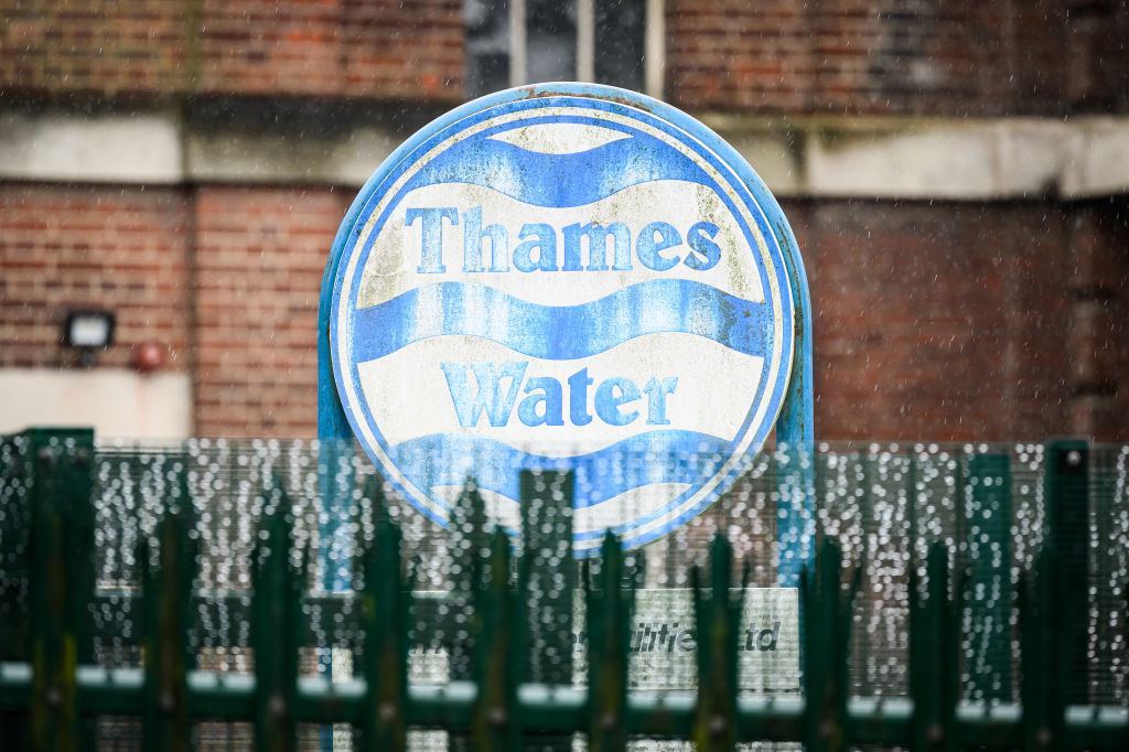 Another Water: The  Thames, for　sa2 ANOTHER WATER by Roni Horn – twelvebooks