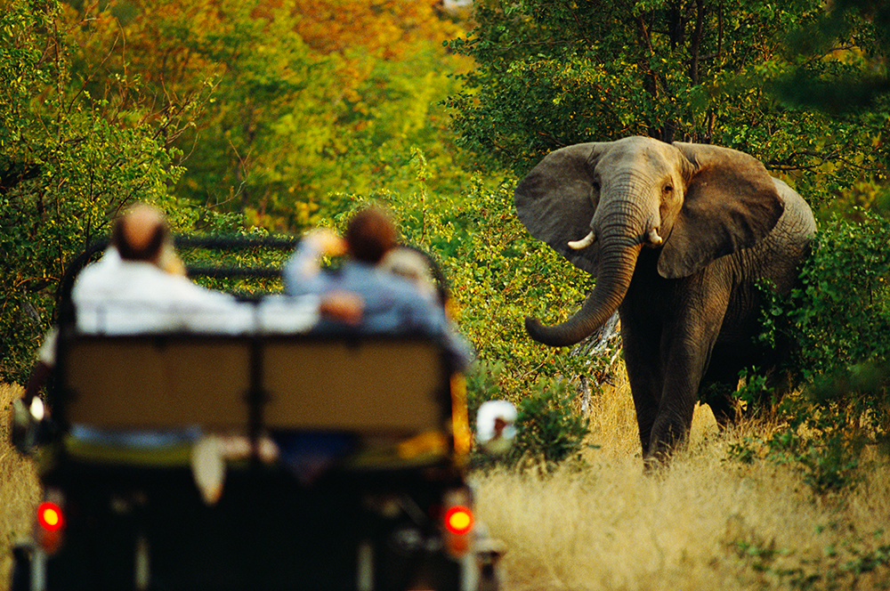 Dear Mary: How do we tie down an invitation to our friends’ holiday home?