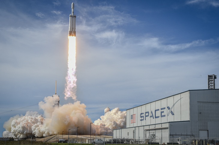 Is Musk’s SpaceX set to blow up on the launch pad?