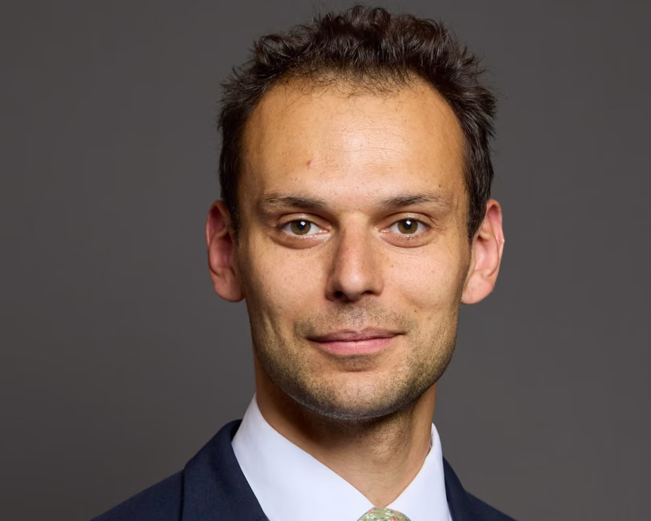 Minister quits after ‘smeargate’ row