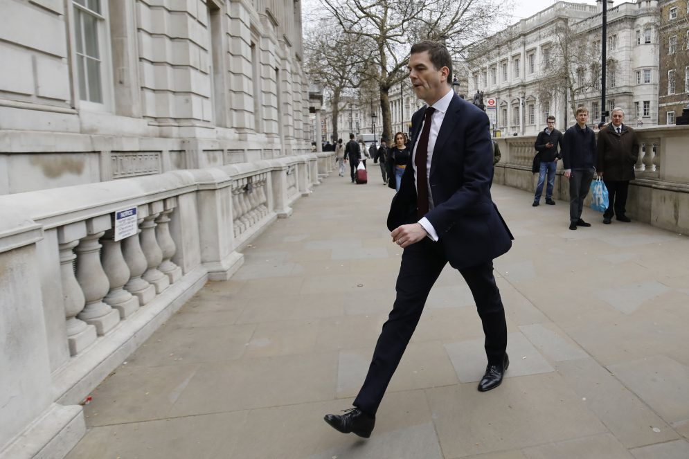 Robbins puts Starmer in the dock